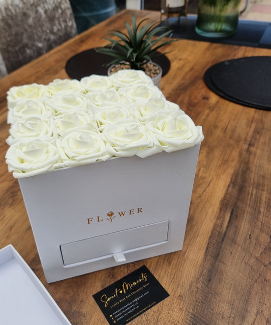 Luxury White Artificial Rose Square Gift Hamper Draw Box, Birthday Present Gift, Wedding Gift, Gift For Her, Anniversary, Proposal Gift, Mother's Day Gift, Gift For Mum